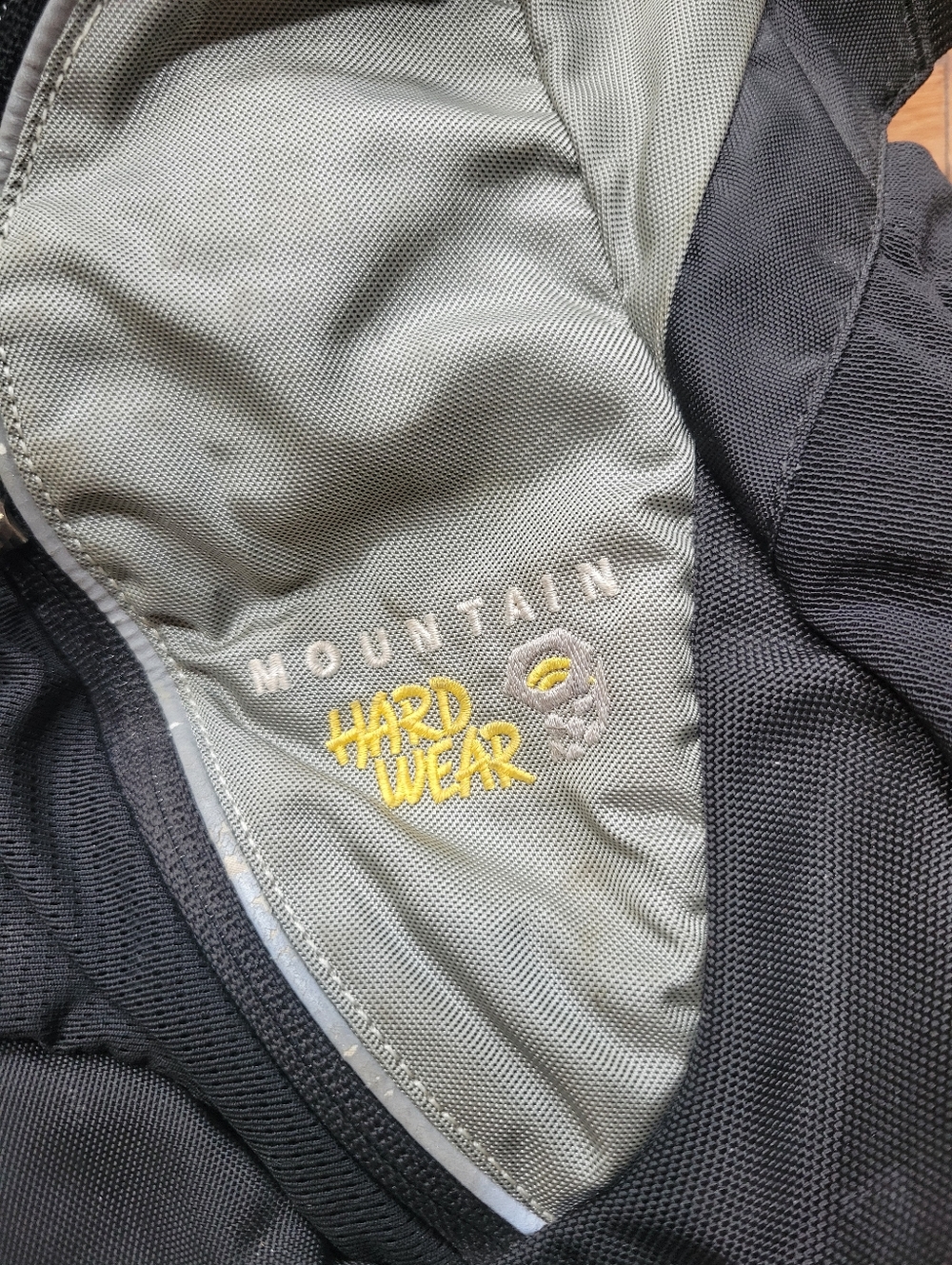 Mountain Hardwear Iguana Backpack - Picture 4 of 4